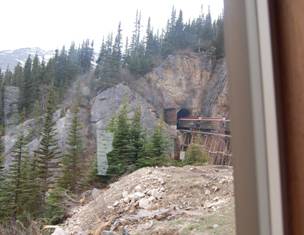 WPYR tunnel through mt