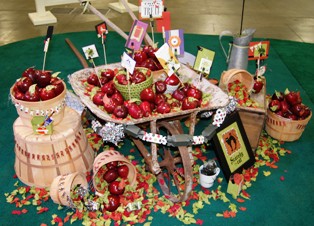 Display apple wheelbarrow