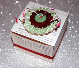 Christmas Box w button