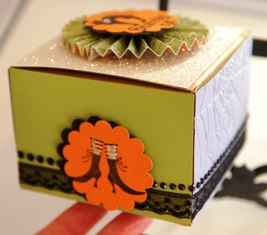 Halloween box 2