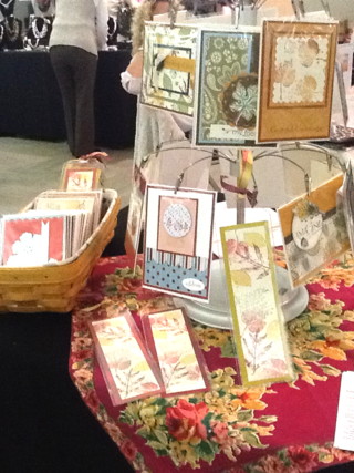 Lee's Friends table of cards