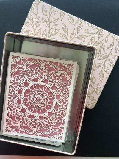 Roccoco Rose card in the tin